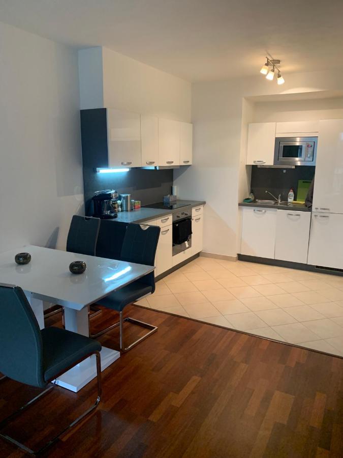 Residence Garden Tower S Balkonem, Garaz Prague Ngoại thất bức ảnh